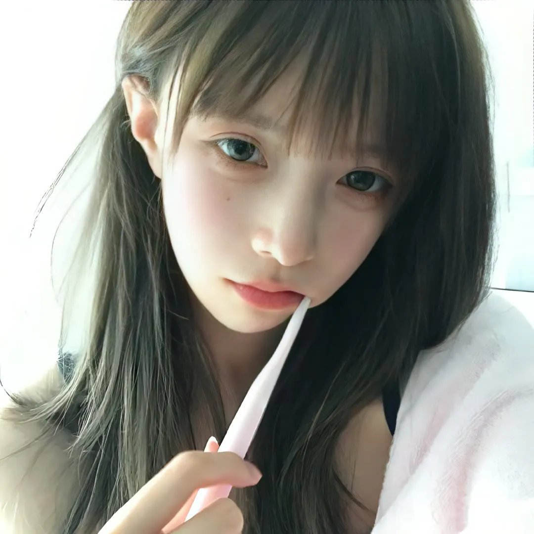 街头圣女海报